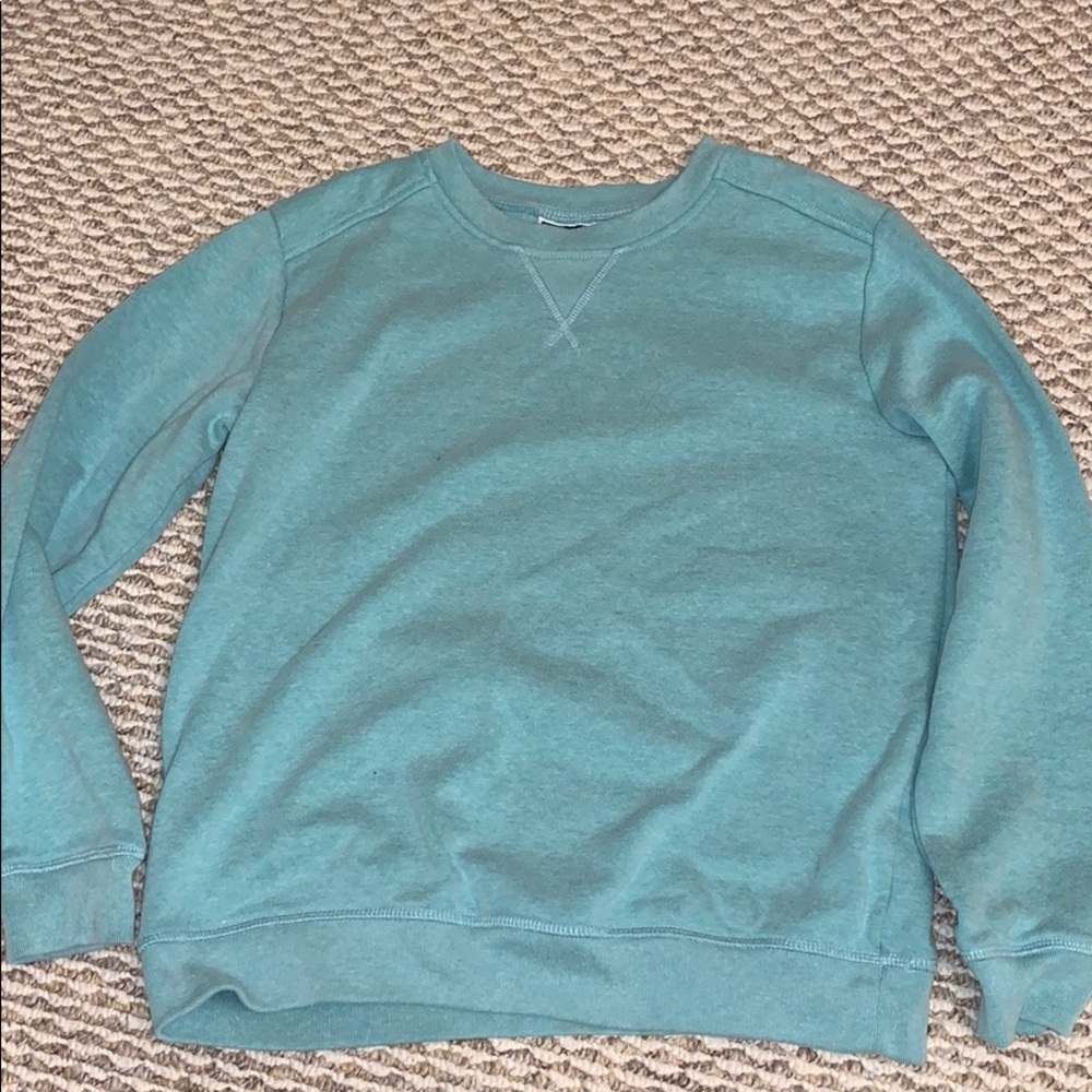 Green/blue crewneck sweatshirt